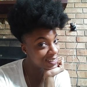 Meet your Posher, Jasmin